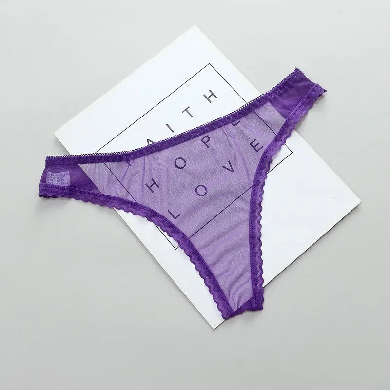 Manon™ | Tanga de encaje transparente con malla
