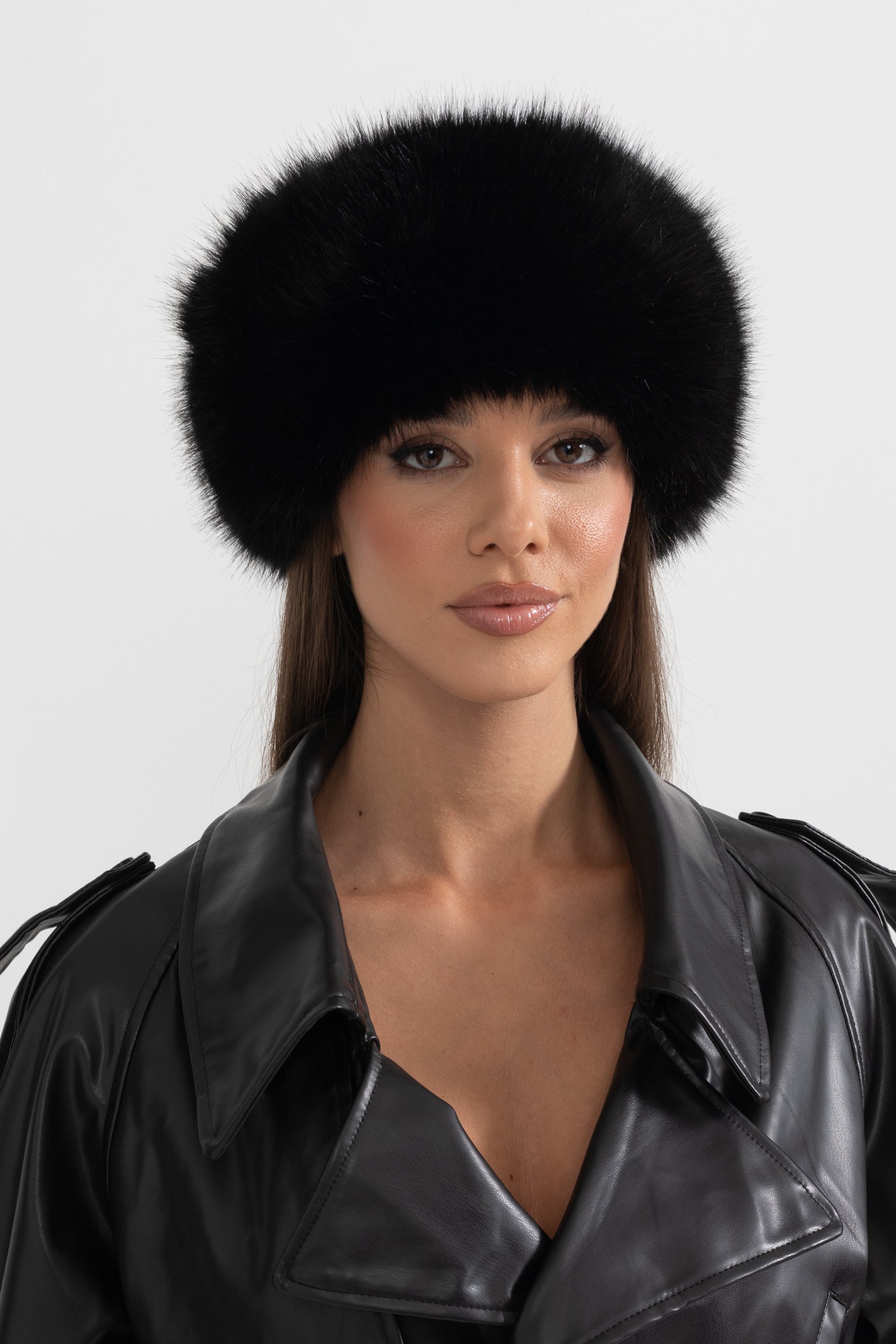 Eryndra™ | Sombrero peludo ala ancha negro